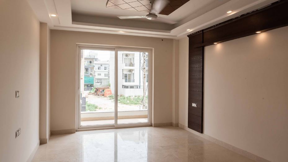 Residential Floor Sale DLF Phase 4 Gurgaon