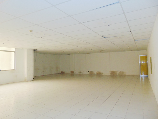 Unfurnished Commercial Space Lease Sarita Vihar New Delhi