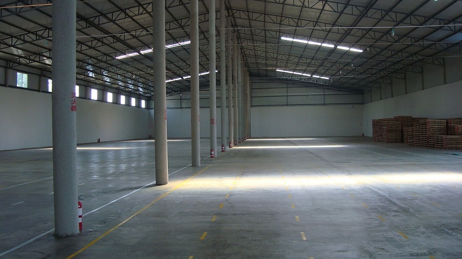 14000 Sqft Warehouse Rent Mohan cooperative Sarita vihar Delhi